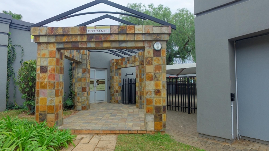 Commercial Property for Sale in Bodorp North West